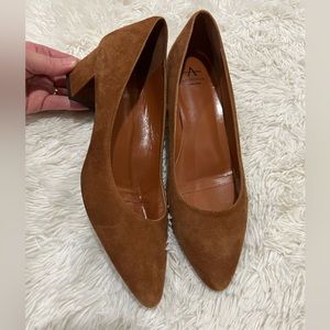 Aquatalia Pasha Pump Shoes - Size 9.5